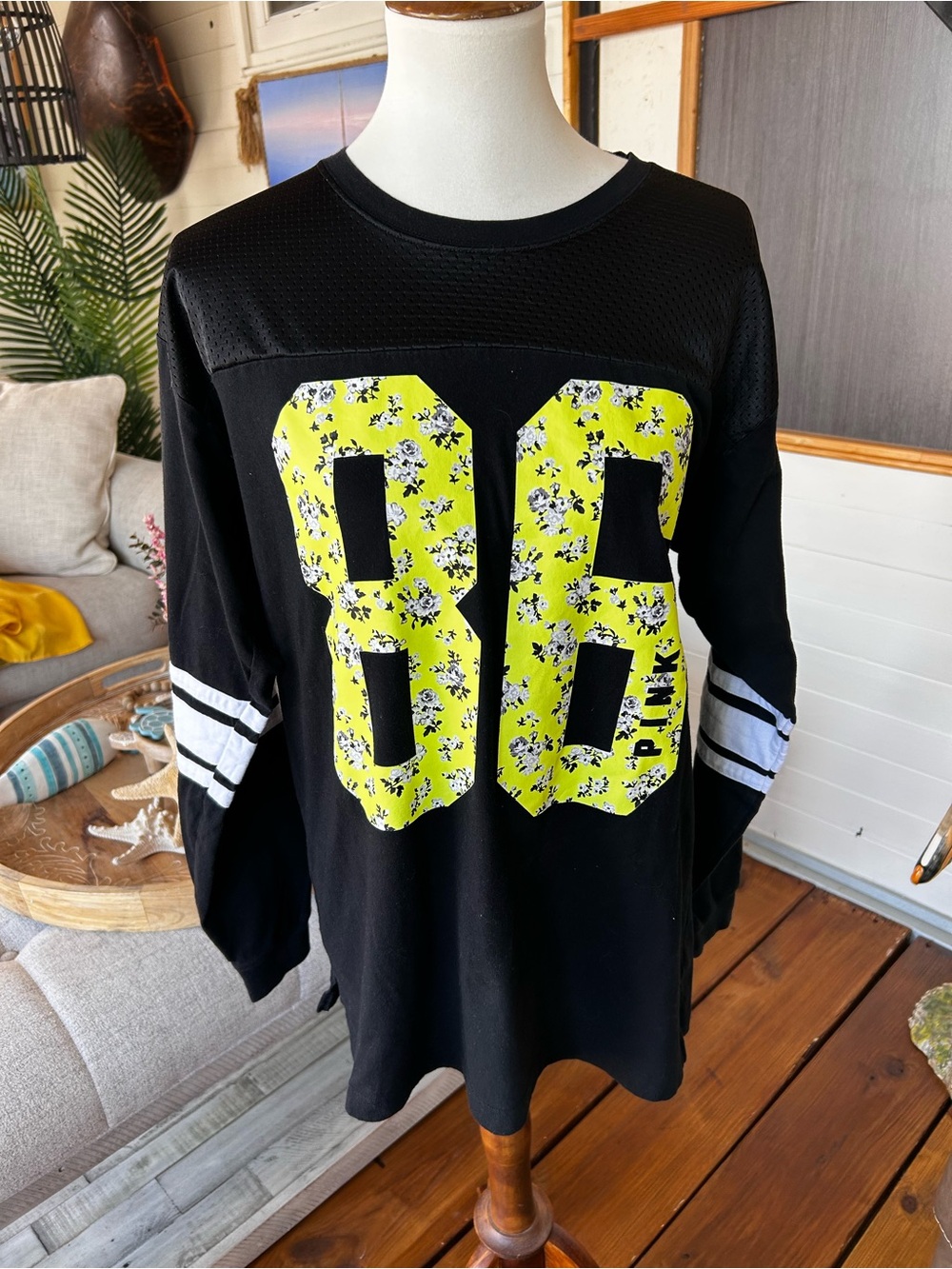 PINK Victoria’s Secret Black Floral 86 Varsity Sweatshirt Size Medium